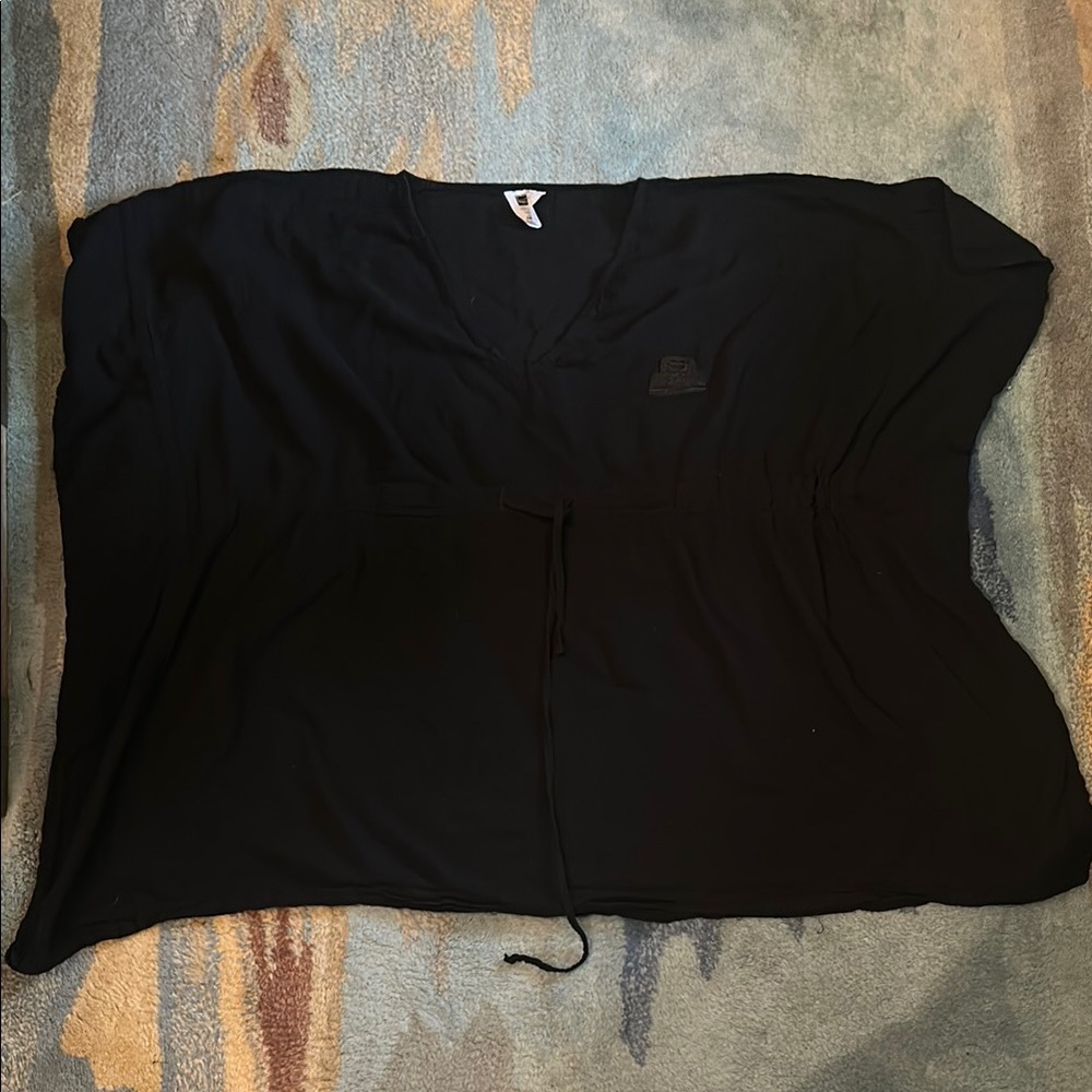Los Cabo’s Mexico Chic Black Swim Coverup